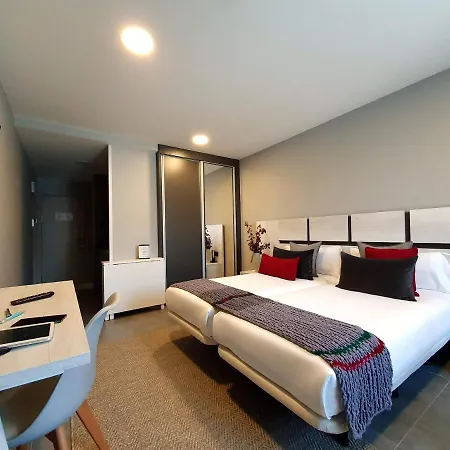 Apart Otel 5dos5 Oviedo
