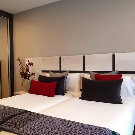 Aparthotel 5dos5 Oviédo