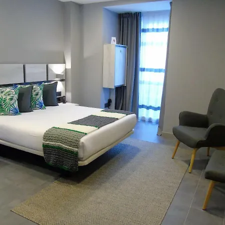 5dos5 Aparthotel Oviédo