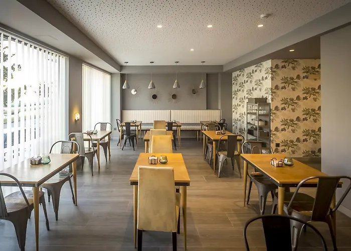 Apart Otel 5dos5 Oviedo